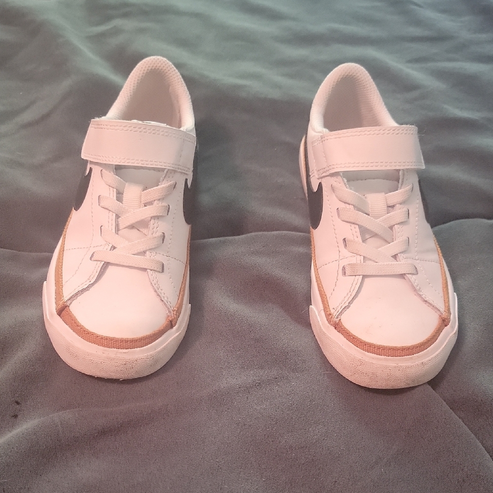 Nike Kids White and Tan Sneakers